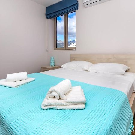 Timea Apartment 蒂瓦特 外观 照片